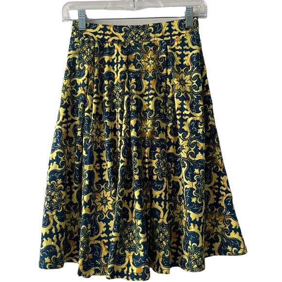 Lularoe Green & Yellow Abstract Print Skater Knit Mini Skirt w/ Pockets - XS - Picture 1 of 6
